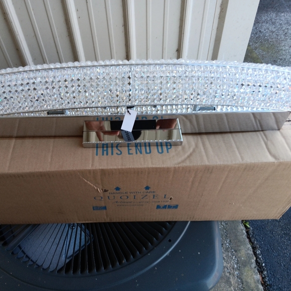 Quoizel Artisians in Lighting~Platinum Collection - Picture 2 of 11